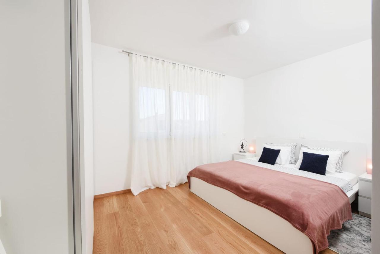 Novi Apartman Franka Zadar Exterior foto